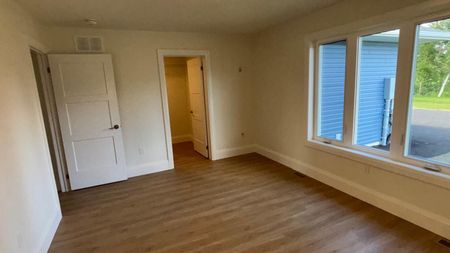 For Lease - 191 Front Street Unit# A, Kawartha Lakes, Ontario - Photo 4
