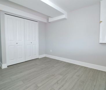 1344 Avenue U - Photo 3
