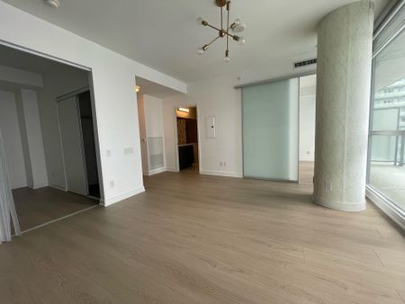 For Lease - 290 Adelaide Street Unit# 2701, Toronto, Ontario - Photo 3