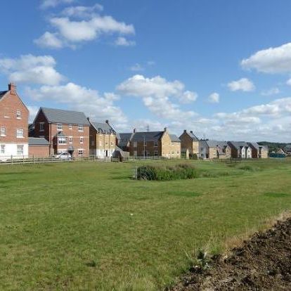 Clarendon Close, Corby, NN18 - Photo 1