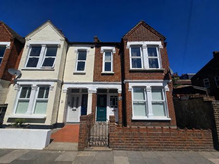 Inglemere Road, Mitcham CR4, London - Photo 3