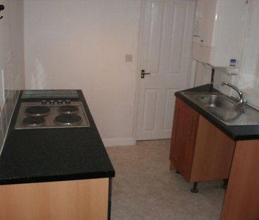 1 Bed - Victoria Street, Gillingham - Photo 1