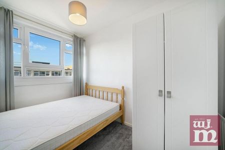 3 bedroom flat to rent - Photo 4