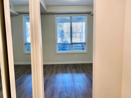 Edmonton Unfurnished Condo Rental in Old Strathcona - Beautiful 1 Bed & Den in Old Strathcona With Air Conditioning - Photo 5