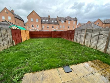 3 bedroom terraced house to rent - Photo 5