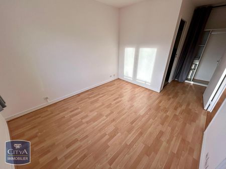 Location Appartement 2 pièces 51m² MONTIGNY LE BRETONNEUX 78180 - Photo 3