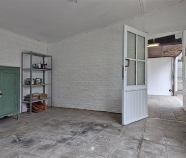 Ruime gezinswoning met zonnige tuin op een uitstekende locatie - Foto 4