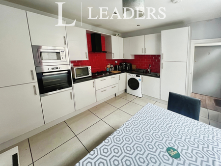 6 bedroom house to rent - Photo 5