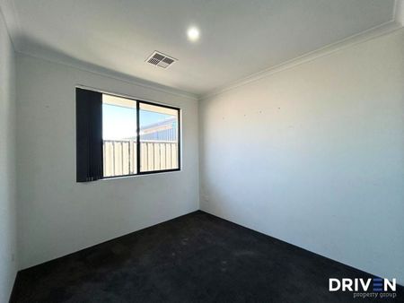 Modern Comfort & Style in Banksia Grove - Photo 2