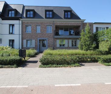 Prachtig penthouse (121 m²) met zonnig terras, parking en lift rech... - Photo 5