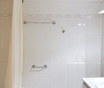 Appartement te huur in Oostende voor € 840 met 2 slaapkamers - Foto 4