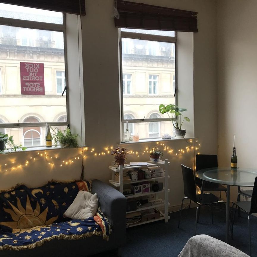 Queens Road, Clifton, Bristol - Photo 1