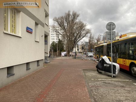 Kawalerka z oddzielną kuchnią i balkonem, ul. Jasielska - Ochota, os. Rakowiec - Photo 3