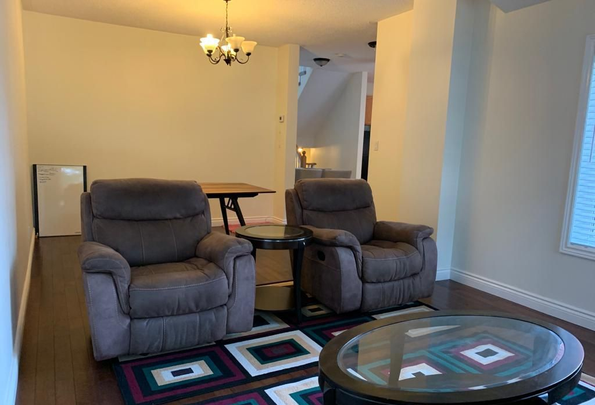 For Lease - 100 Beddoe Drive Unit# 4, Hamilton, Ontario - Photo 1