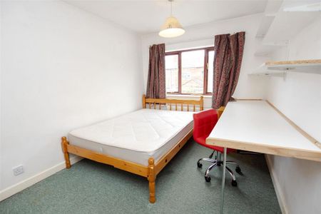 4 bedroom house to rent - Photo 5