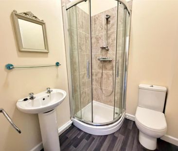 2 bedroom apartment to rent - Photo 3