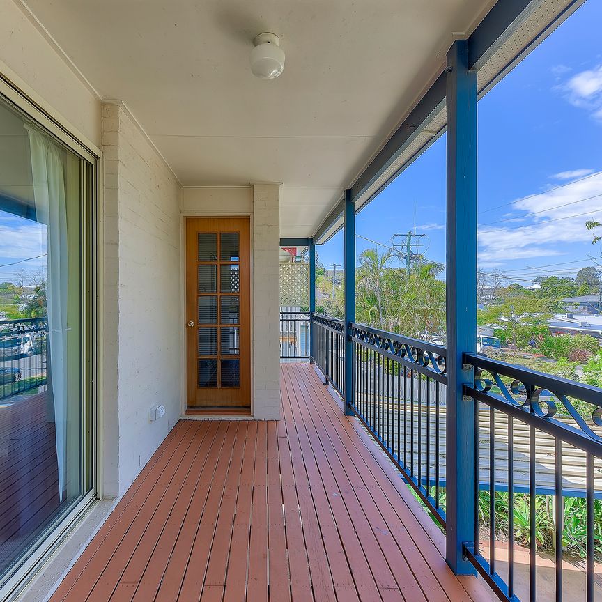 69 Goldsbrough Road, Taringa QLD 4068 - House For Rent - $950 | Domain - Photo 1