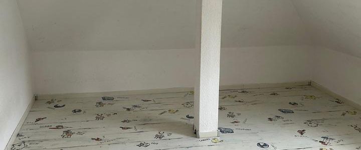 Traumhafte Dachgeschosswohnung in zentraler Lage in Bad Wildungen! - Photo 1