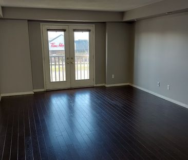 For Lease - 5725 Tenth Line Unit# 8, Mississauga, Ontario - Photo 4