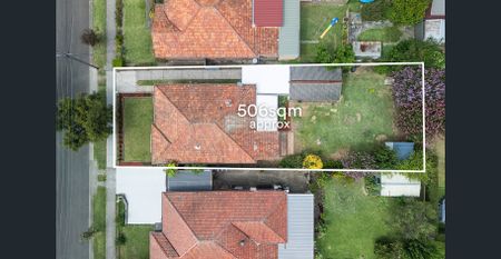 Charming family residence - Photo 2