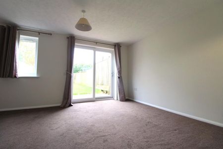 2 bedroom terraced house to rent - Photo 3