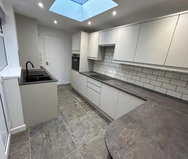 2 bedroom cottage to rent - Photo 1