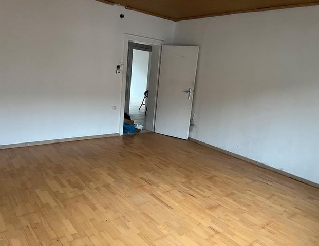 2,5 Zimmer Wohnung in Duisburg Hochfeld Nähe Bethesda Krankenhaus - Foto 1