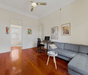 Charming Character Home In The Heart Of Paddington! - Photo 2