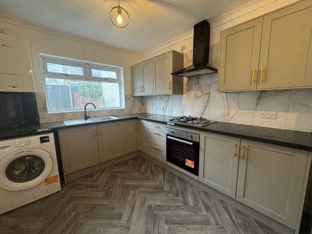 Creighton Avenue, London, E6 3DT, Property for rent - Photo 5