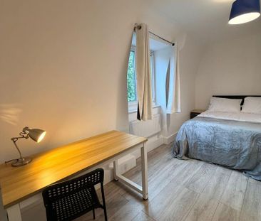 5 bedroom flat to rent - Photo 6