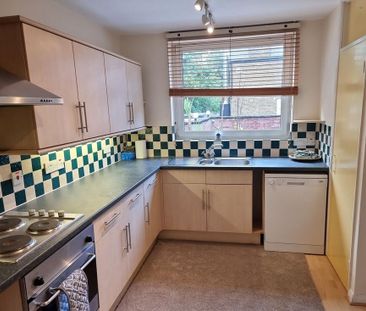 3 bedroom terraced house to rent - Photo 6