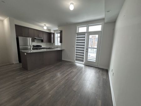 For Lease - 70 Halliford Place Unit# 414, Brampton, Ontario - Photo 3