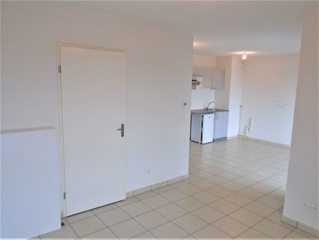 Location Appartement 1 pièce 30m² BEGLES 33130 - Photo 2
