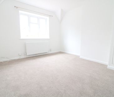 Nower Road, Dorking, RH4 - Photo 1