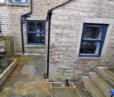 3 bedroom end of terrace house to rent - Photo 3