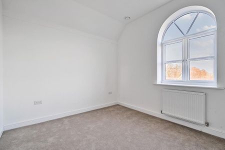 4 bedroom detached house to rent - Photo 5