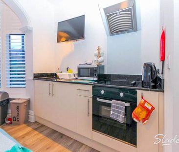 Studio to rent - Photo 3