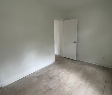 Beautiful Upgraded 1 Bedroom - 464 Elizabeth - Photo 1