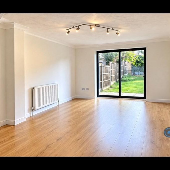 2 bedroom terraced house to rent - Photo 1