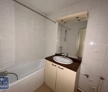 Location Appartement 2 pièces 42m² ST ETIENNE 42100 - Photo 1