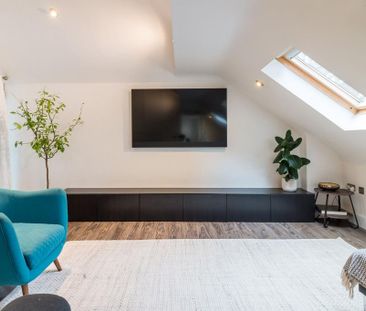 4 bedroom detached house to rent - Photo 4