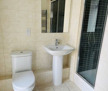 2 Bed Flat, Mann Island, L3 - Photo 2