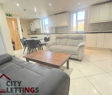 8 Bedroom Flat - Photo 4