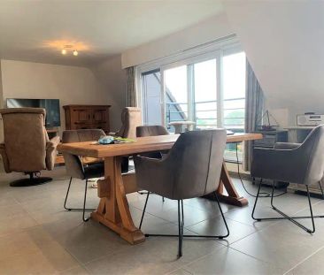 Instapklaar dakappartement met 2 slaapkamers + garage - Photo 4