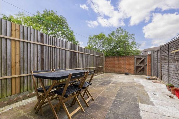 3 bedroom house to rent - Photo 1