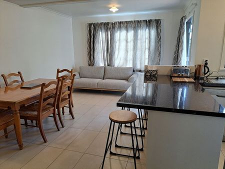 3bdrm Fully Furnished House Mid Term Rental - Photo 4