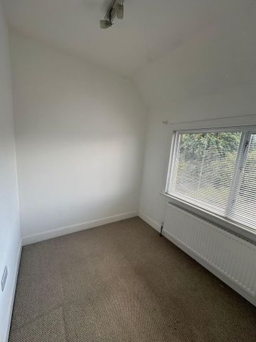 4 bedroom terraced house to rent - Photo 4