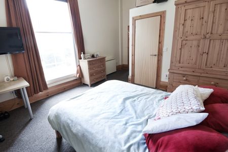Room in a Shared House, Clarkson Street, S10 - Photo 4
