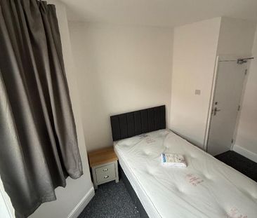 1 bedroom terraced house to rent - Photo 2