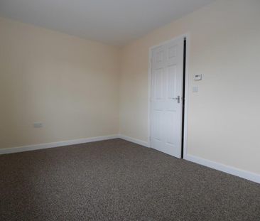 Indigo Drive, Burbage, Hinckley - Photo 3